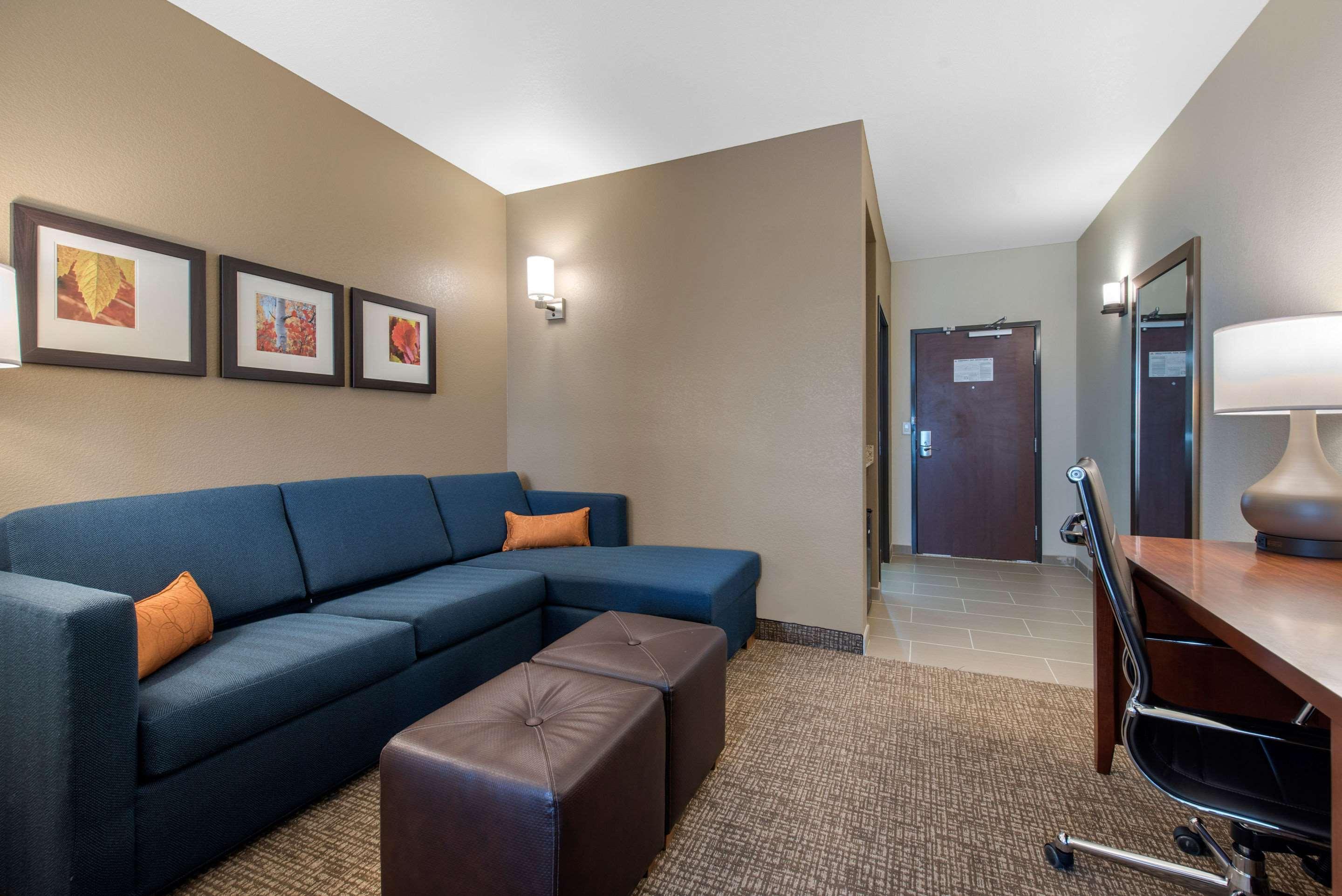 Comfort Suites Denver International Airport מראה חיצוני תמונה