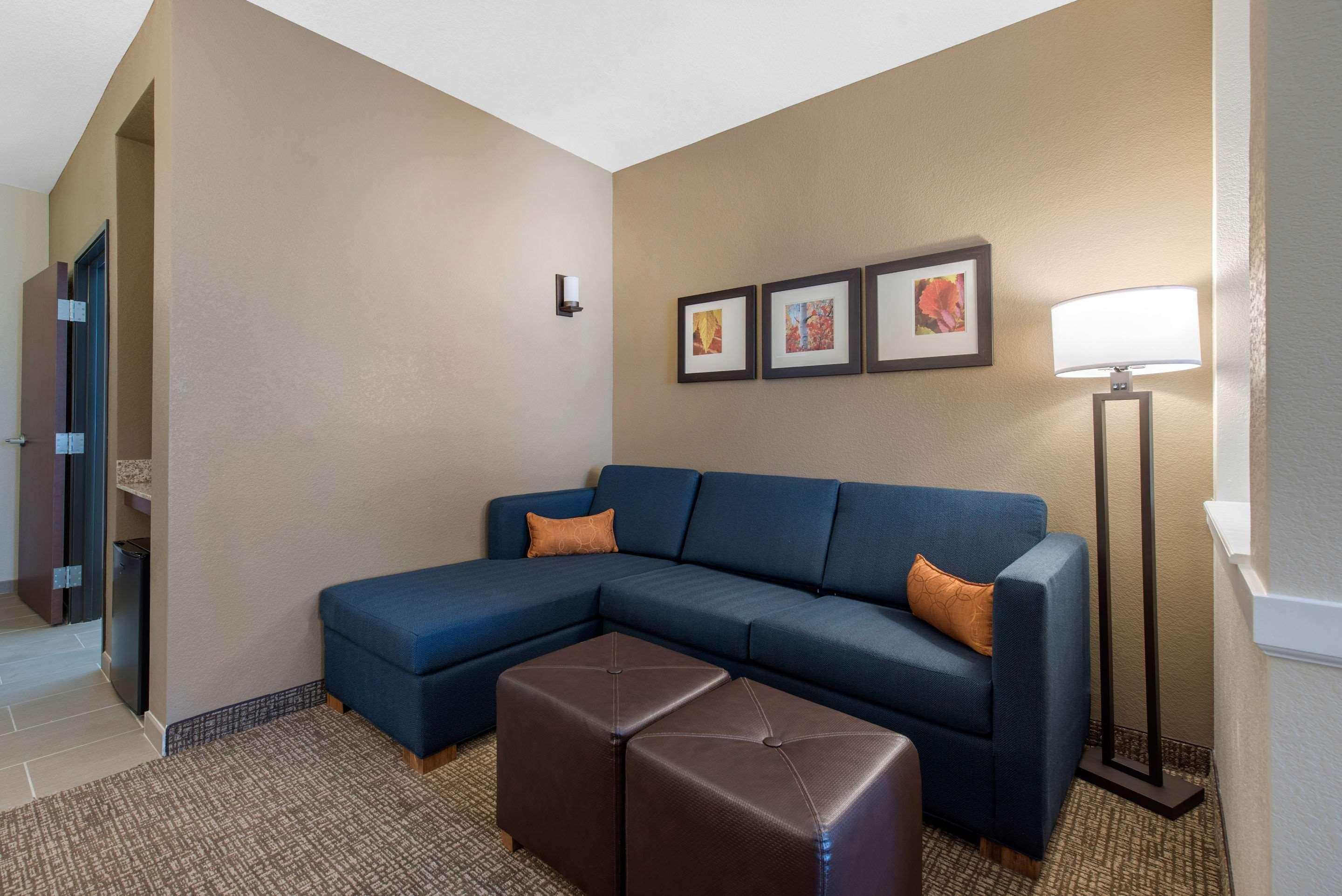 Comfort Suites Denver International Airport מראה חיצוני תמונה